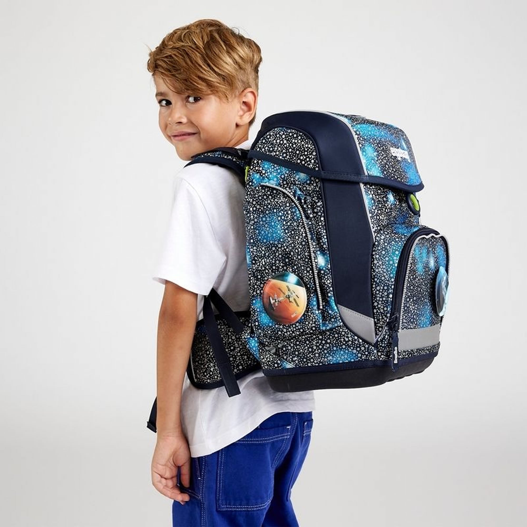Ergobag Cubo Schulranzen Bär Anhalter durch die Galaxis – Set 5-tlg.