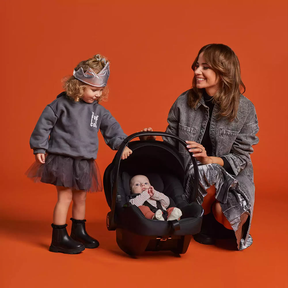 Avionaut Babyschale Cosmo 2.0 i-Size 40-87 cm Lifetime by Knirpsenland