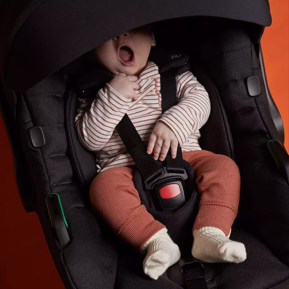 Avionaut Cosmo 2.0 i-Size Babyschale – Cappuccino | Knirpsenland Retro Style