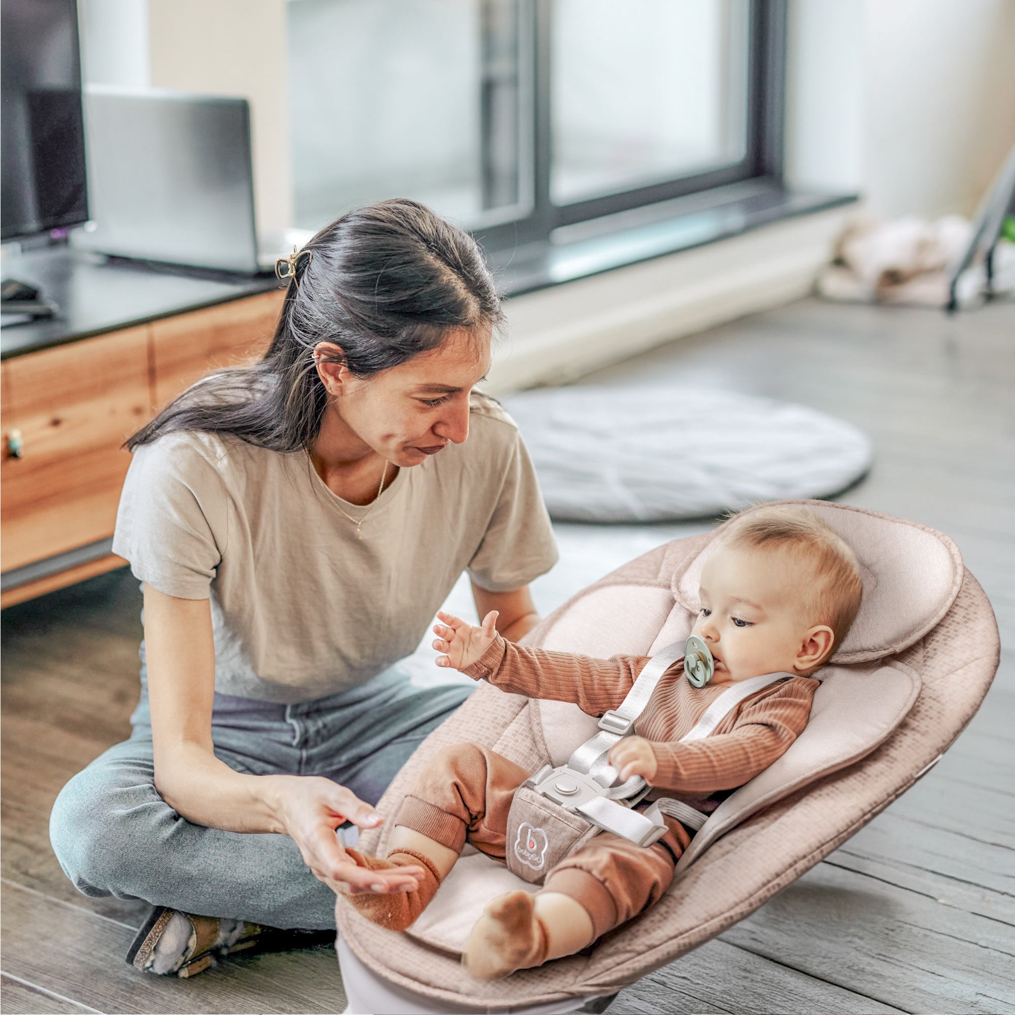 BabyGo Babywippe Elektrische Wippe mit Musik Swing