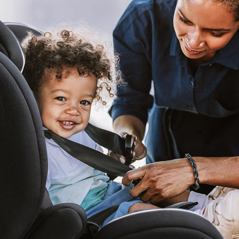 babyGO FreeFix i-Size Kindersitz 76–150 cm – Autositz mit ISOFIX