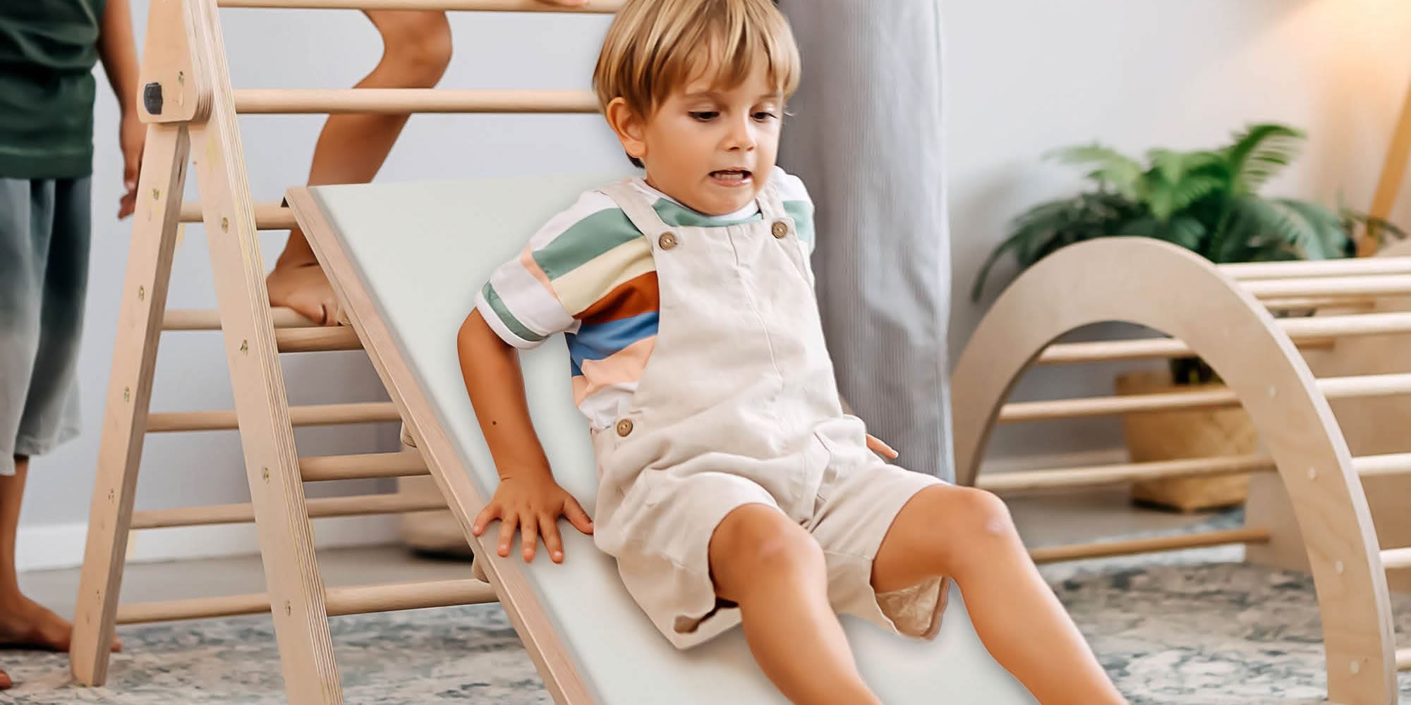 Klettergerüst Kletterdreieck Rutsche Kletterbogen Wippe 3in1 Montessori