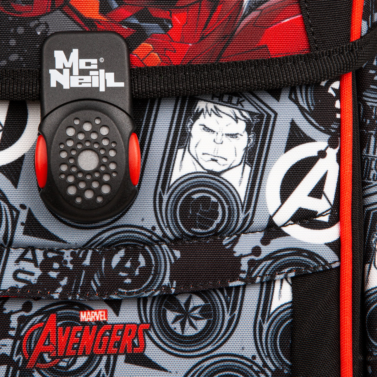 McNeill Teneris Avengers Schulranzen 4tlg. Set – Marvel Air-Flow