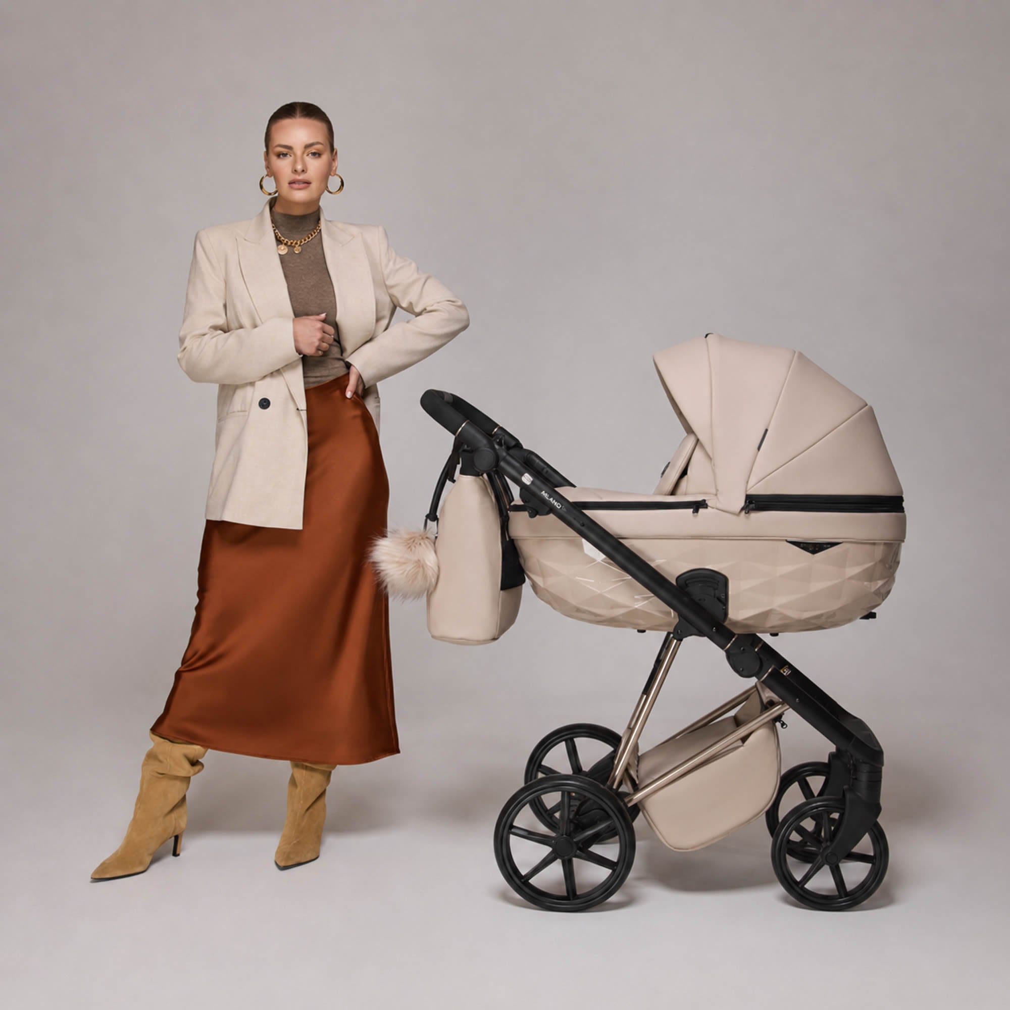 Luxus Kombi-Kinderwagen Milano Cappuccino – Limited Edition mit 3D Lack-Wanne