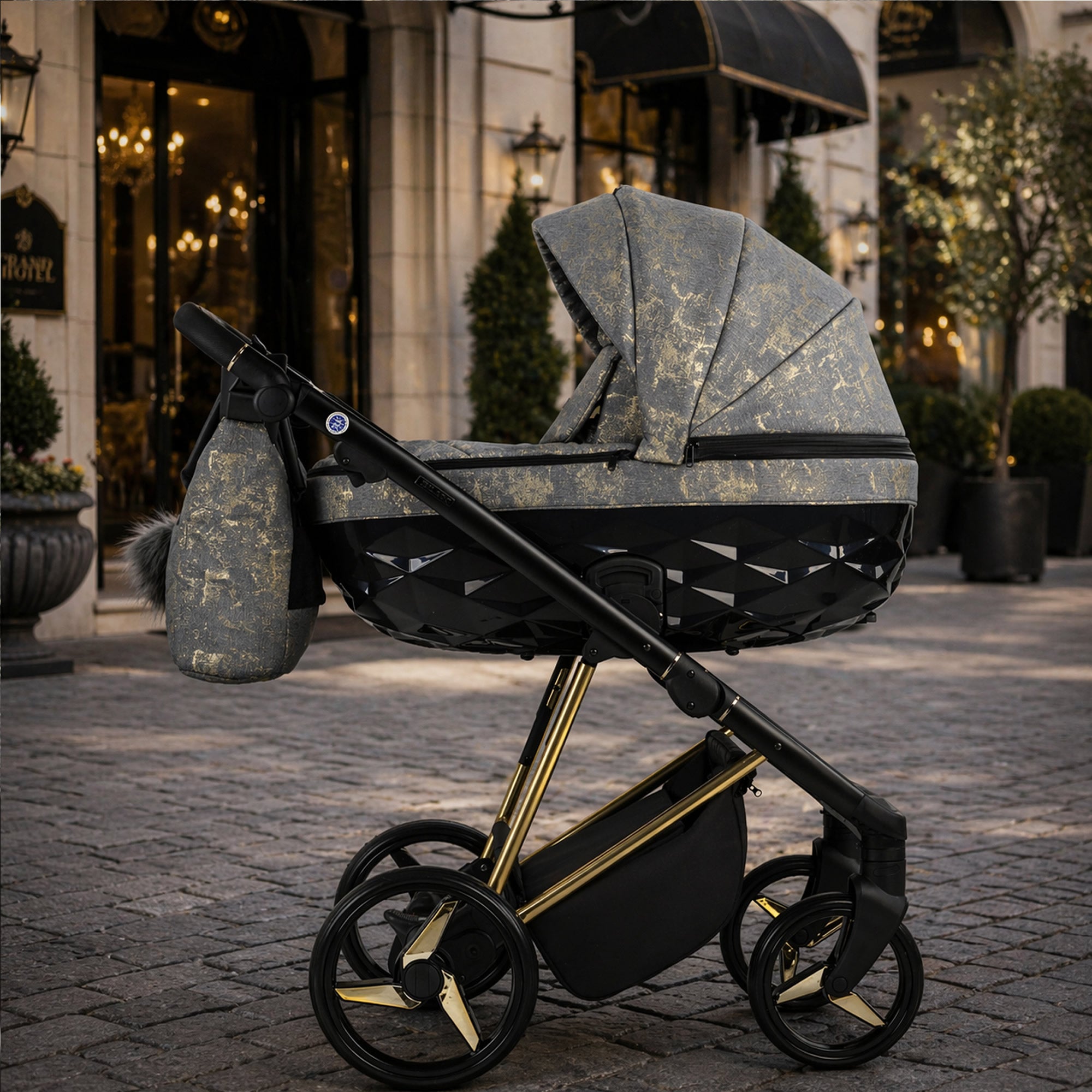 Luxus Kombi-Kinderwagen Milano Grau Gold – Limited Edition mit exklusiver Stoffstruktur