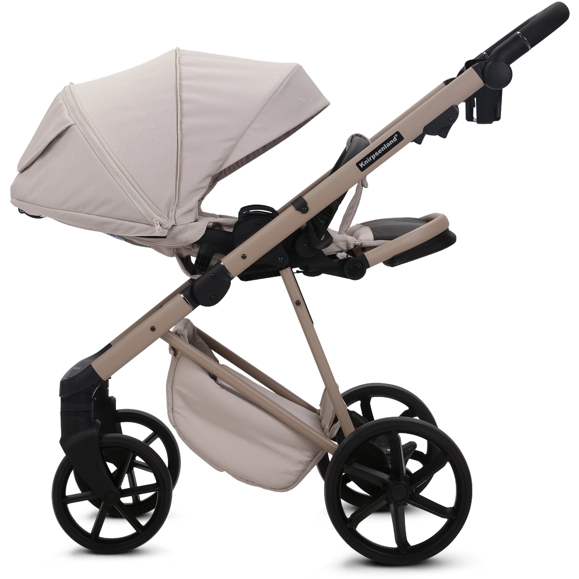 kinderwagen_merida_beige_mit_schwenkraedern.jpg